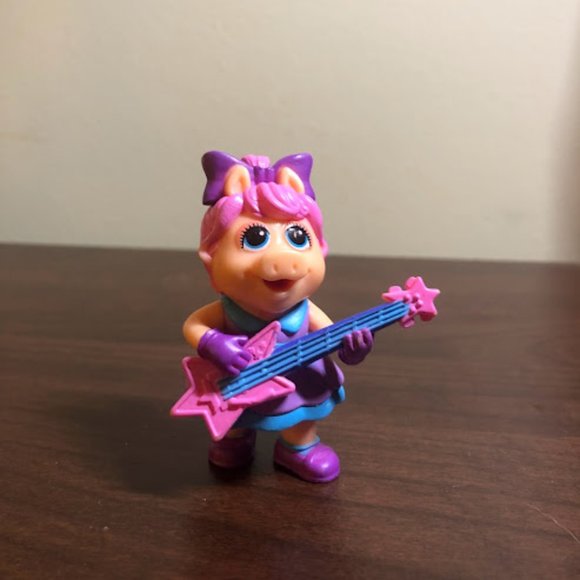 Muppet Babies Rock Star Music Miss Piggy - Picture 1 of 4